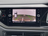 前後パーキングセンサー&リアビューカメラで、車庫入れも安心です。パーキングセンサーは音だけでなくモニターで接近情報を確認出来てより安心です。