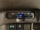 ETCが付いてます。ETC搭載車しか通過できないスマートICが利用できるようになりますよ!現在スマートICの設置箇所も増えてきているので、高速道路利用の幅が広がりますね☆
