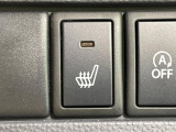 【シートヒーター】寒い日に重宝するシートヒーター!エアコンより早く温まってくれるので寒がりの人も安心ですね♪エアコンの温風は乾燥するから苦手、という方にもをおすすめです。