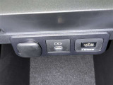 シガーソケット用の充電器が使用可能です!