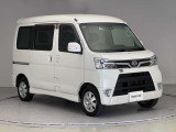 【車両状態証明書】査定協会公認のプロの検査員が公平かつ確かな基準で検査を実施。車両評価をもとに、安心しておクルマをお選びいただけます。