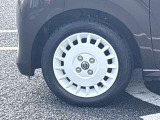 高級感引き立てるアルミ装着車。お洒落は足元からですね!