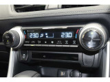 トヨタ認定中古車保証付!(1年間、距離無制限 HV車はHV保証付) 別途延長保証もご用意しております♪ ぜひ現車を確認にご来店ください
