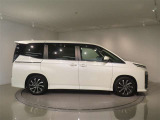 スーパーUVカット機能付(撥水機能付)UVカットフロントドアグリーンガラス&UVカット機能付プライバシーガラス(スライドドア・リヤクォーター・バックドア)