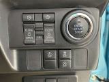 両側パワースライドドア付きだから、狭い駐車スペースなどでの 乗り降りラクラク!小さなお子さまのいるご家庭には嬉しい装備。