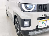 フォグランプ装着車です。暗い夜道の車両前方を明るく照らします