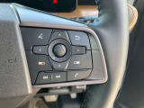 ■ステアリングスイッチ■ハンドル手元でオーディオの操作が簡単に出来ます。運転中でもナビまで手を伸ばさずに操作が出来て安心です。