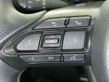 ステアリングスイッチ装備!運転しながら手元でオーディオの操作などができます。