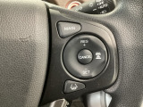【アダプティブ・クルーズ・コントロール】予め設定した車速内でクルマが自動的に加減速。 前走車との適切な車間距離を維持しながら追従走行し、高速道路でのドライバーの疲労を軽減してくれる嬉しい機能付♪