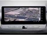【NissanConnectナビゲーションシステム】12.3インチワイドディスプレイを採用しました!HDMI端子にポータブルブルーレイ/DVDプレイヤーなどを接続することで、映像や音声を楽しめます!
