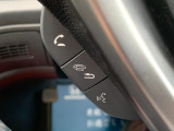 「運転中、電話がきちゃった・・・」そんなときは、こちらのボタンを使いこなせば、楽々と電話ができます!焦って路肩に止める事や、ながら運転を避けることも出来るので安全運転にも繋がります!