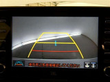 バックガイドモニターで、後方を確認しながら安心して駐車することができます。運転初心者も熟練者も必須の機能ですよ!