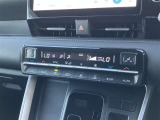 オートエアコン★温度を設定すれば車内を快適に保ってくれます♪