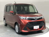 車の下廻りもリフトに上げて認定検査員が、細部までチェックをしています。安心してお乗りいただけるトヨタ認定中古車です。