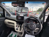 運転席からの視界は広くて快適です!
