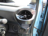 運転席カップホルダー