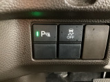 障害物センサー搭載!車両前方と後方に搭載されたセンサーが周辺の障害物を検知します!