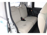 ■車内クリーニング■専門スタッフが見えないところまで徹底洗浄!車内のニオイもリフレッシュ!目に見えないところまで美しくがモットーです。だから、当店の中古車は内装にも自信があります!