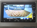 ギヤをRに入れるとナビの画面に後ろの映像が映るリヤカメラ付!後退時の安全確認やコンディションの悪い視界でもカラーバックモニターがドライバーをサポート☆☆☆