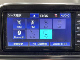 トヨタ純正7インチナビ(NSCN-W689装備。