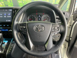 【純正革巻きステアリング】上質な革を使用することで、手にしっかり馴染みとても運転しやすいハンドルです♪