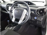 見通しのよいすっきりとした視界で、誰でも運転しやすいです。運転のしやすさは疲れにくさにも繋がりますよ♪