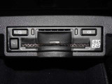 運転席お膝元にETCカード挿入口がございます。