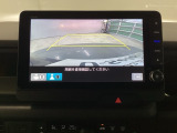 バックモニター付きで、車庫入れやバック時の後方確認をしっかりサポート。モニターに映し出される映像で死角も確認しやすく、狭い場所での駐車や後退時の操作をより安心して行えます。