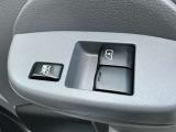 運転席のパワーウインドウ