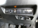 寒い時期ステアリングヒータースイッチ ONでハンドルを温めて手のひらから暖かくしてくれるので快適にドライブできます。