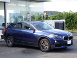 BMW在庫保有台数常時100台以上!ご来店の際はBMW本店(厚木市下荻野140-1)にご来店ください!弊社自慢の全天候型ショールーム!BMW在庫保有台数常時100台以上ございます!