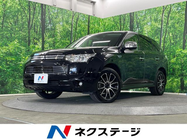 アウトランダーPHEV 2.0 G プレミアムパッケージ 4WD 
