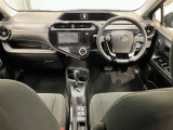 見通しのよいすっきりとした視界で、誰でも運転しやすいです。運転のしやすさは疲れにくさにも繋がりますよ♪