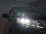 LEDヘッドライトで夜道を明るく走行できます
