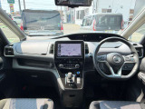 セレナ 1.2 e-POWER ハイウェイスターV 
