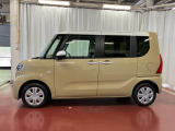 【スマートアシスト搭載車】 衝突回避支援ブレーキ機能(対車両・歩行者)、衝突警報機能(対車両・対歩行者)、誤発信抑制制御機能などの機能で安全な運転をサポートします