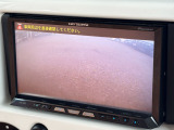 バックカメラのお写真です。駐車が苦手な方でも楽に駐車が行えますね♪