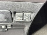 【シートヒーター】体調に合わせて細かく車内環境を調整できちゃいます。天候や、体調に左右されずに快適に1日をスタート出来ますね。