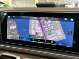 当店でお車をご購入のお客様はオーナー様専用保険「メルセデス・ベンツブランド保険」にご加入頂けます。飛来物によるフロントガラス破損やパンクによるタイヤ交換の際に、修理費用の一部をご負担致します。