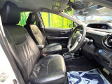 運転席シート廻りは使用感も少なく、良好な状態となっています。丁寧に使われていたことがよくわかりますね。