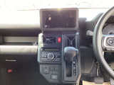 ☆車の保険は買ったところで加入するのがベストです。保険に関しても大手保険代理店をしておりますので安心してお任せください。不慮の事故の際も自社鈑金工場と連携して修理を進めてまいります☆