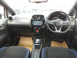 ノート 1.2 e-POWER X ブラックアロー 