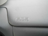 運転席・助手席にエアバッグ装備です!
