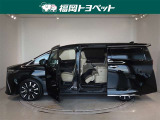 両側パワースライドドア付きだから、狭い駐車スペースなどでの 乗り降りラクラク!小さなお子さまのいるご家庭には嬉しい装備。