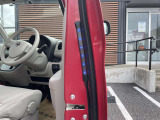 夜に降車するときも後ろからわかるように光ります!