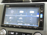 ナビゲーションは純正メモリーナビ(VXM-185VFi)を装着しております。AM、FM、CD、DVD再生、Bluetooth、音楽録音再生、フルセグTVがご使用いただけます。
