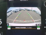 バックカメラ付き♪車庫入れ、バックでの駐車時に後方が見える事での安心感は大きいです☆一度装備したら外せなくなるアイテムです♪