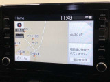 ディスプレイオーディオ装着車。ディスプレイとスマホを連携で、様々なアプリを使用できます。マップのアプリを繋げて、ナビゲーションとして使用できます。