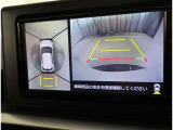 バックガイドモニターで、後方を確認しながら安心して駐車することができます。運転初心者も熟練者も必須の機能ですよ!