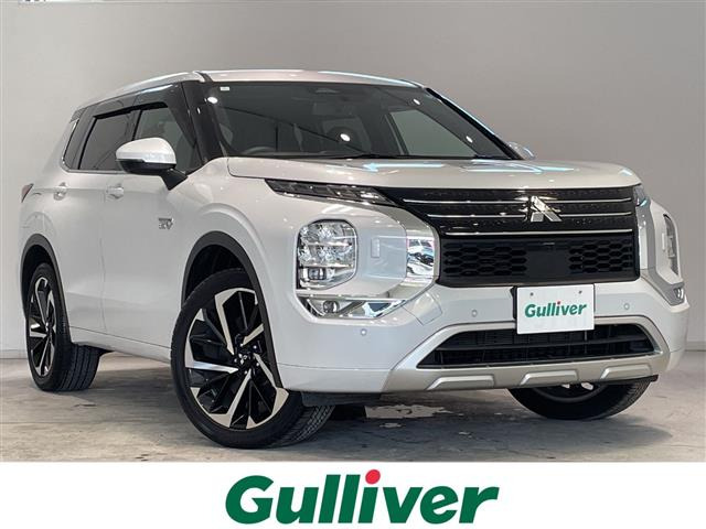 アウトランダー PHEV 2.4 P 4WD サンルーフ